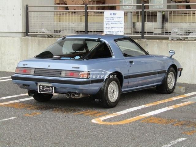 Mazda RX-7 1982 thumbnail 4