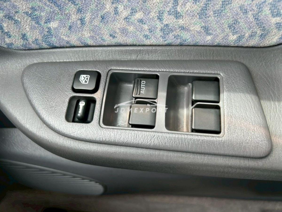 Nissan Others 1999 thumbnail 38