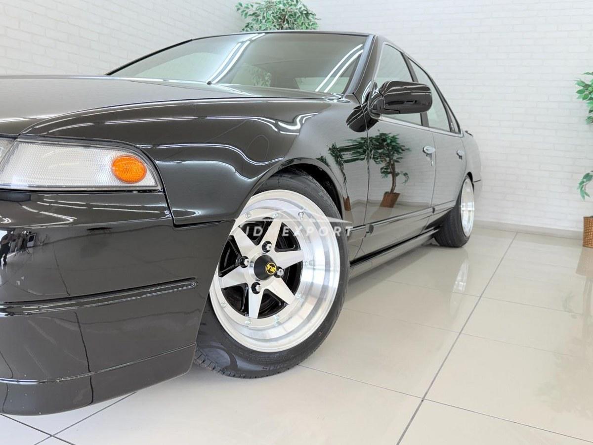 Nissan Cefiro 1992 thumbnail 4