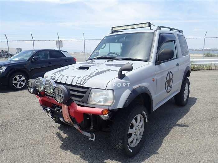 Mitsubishi Pajero Mini 2000 thumbnail 2