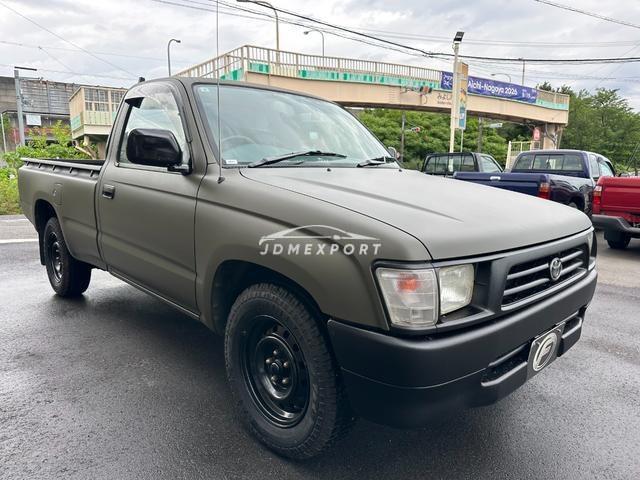 Toyota Hilux 1998 thumbnail 3