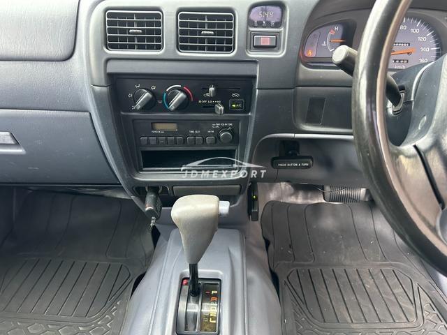 Toyota Hilux 1998 thumbnail 12