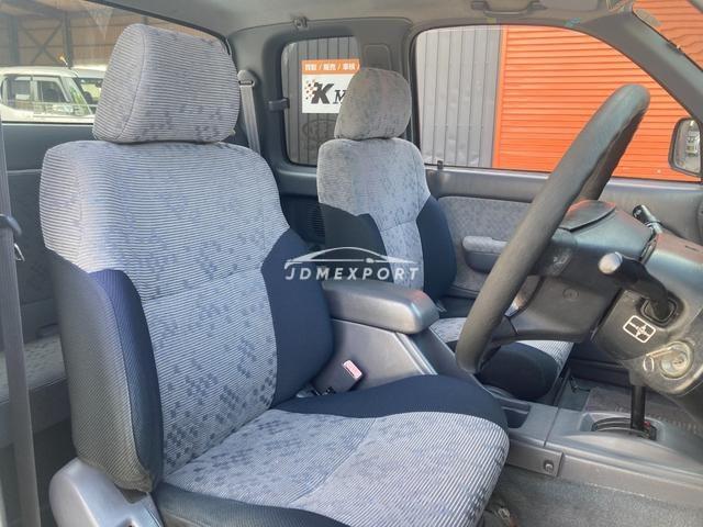 Toyota Hilux Sports Pick Up 2001 thumbnail 35