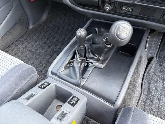 Toyota Land Cruiser 1991 thumbnail 18