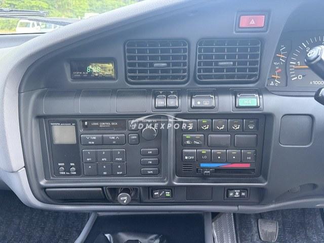 Toyota Land Cruiser 1991 thumbnail 17