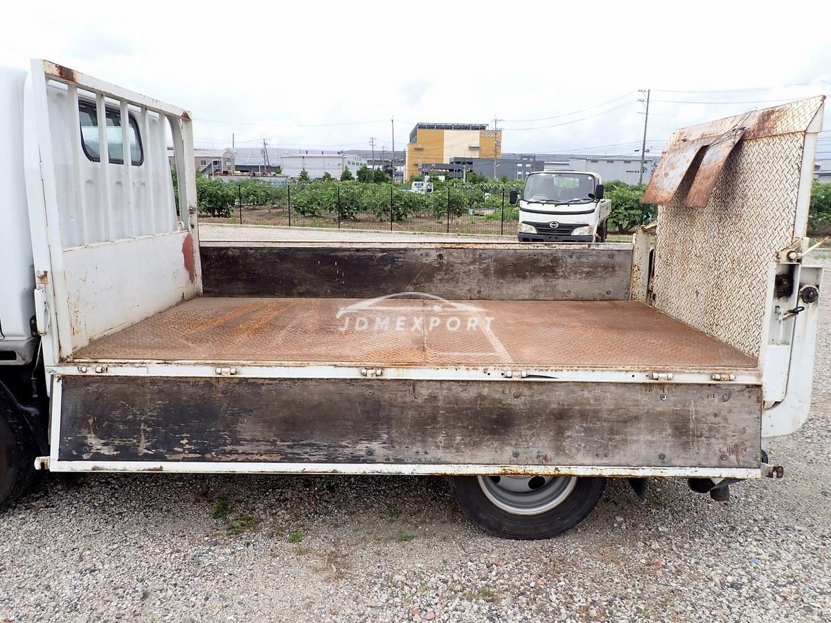Mitsubishi Fuso Canter 1997 thumbnail 38