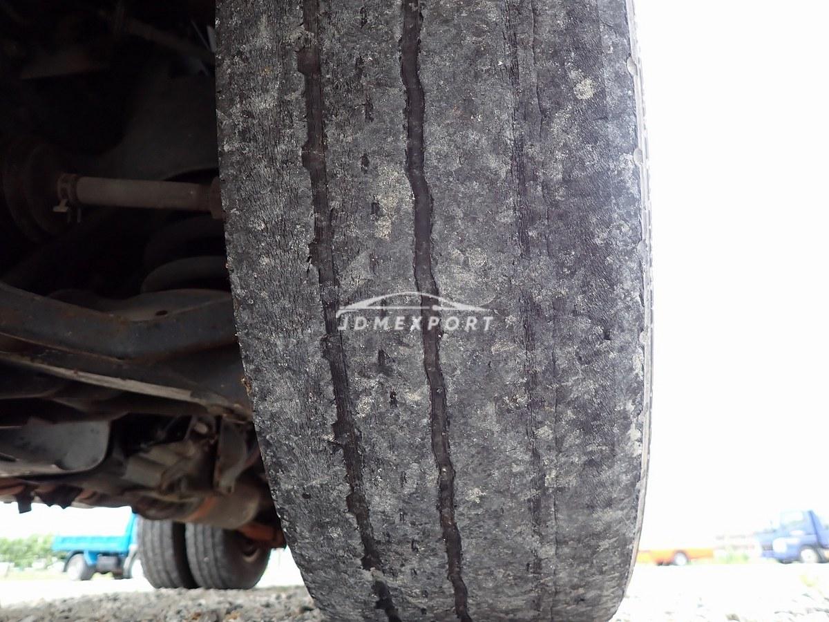 Mitsubishi Fuso Canter 1997 thumbnail 11