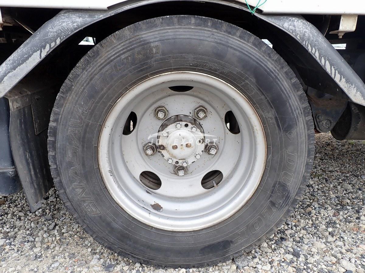 Mitsubishi Fuso Canter 1997 thumbnail 12