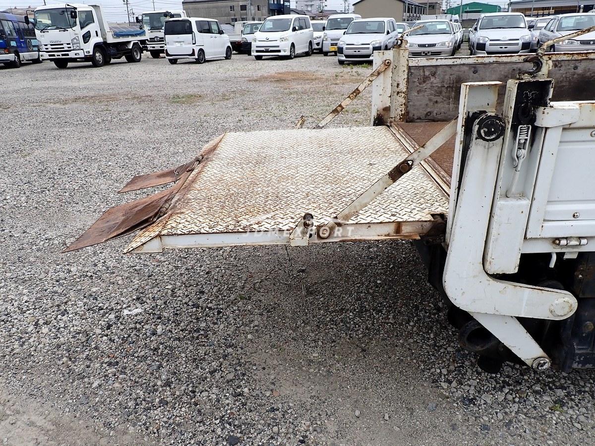 Mitsubishi Fuso Canter 1997 thumbnail 40