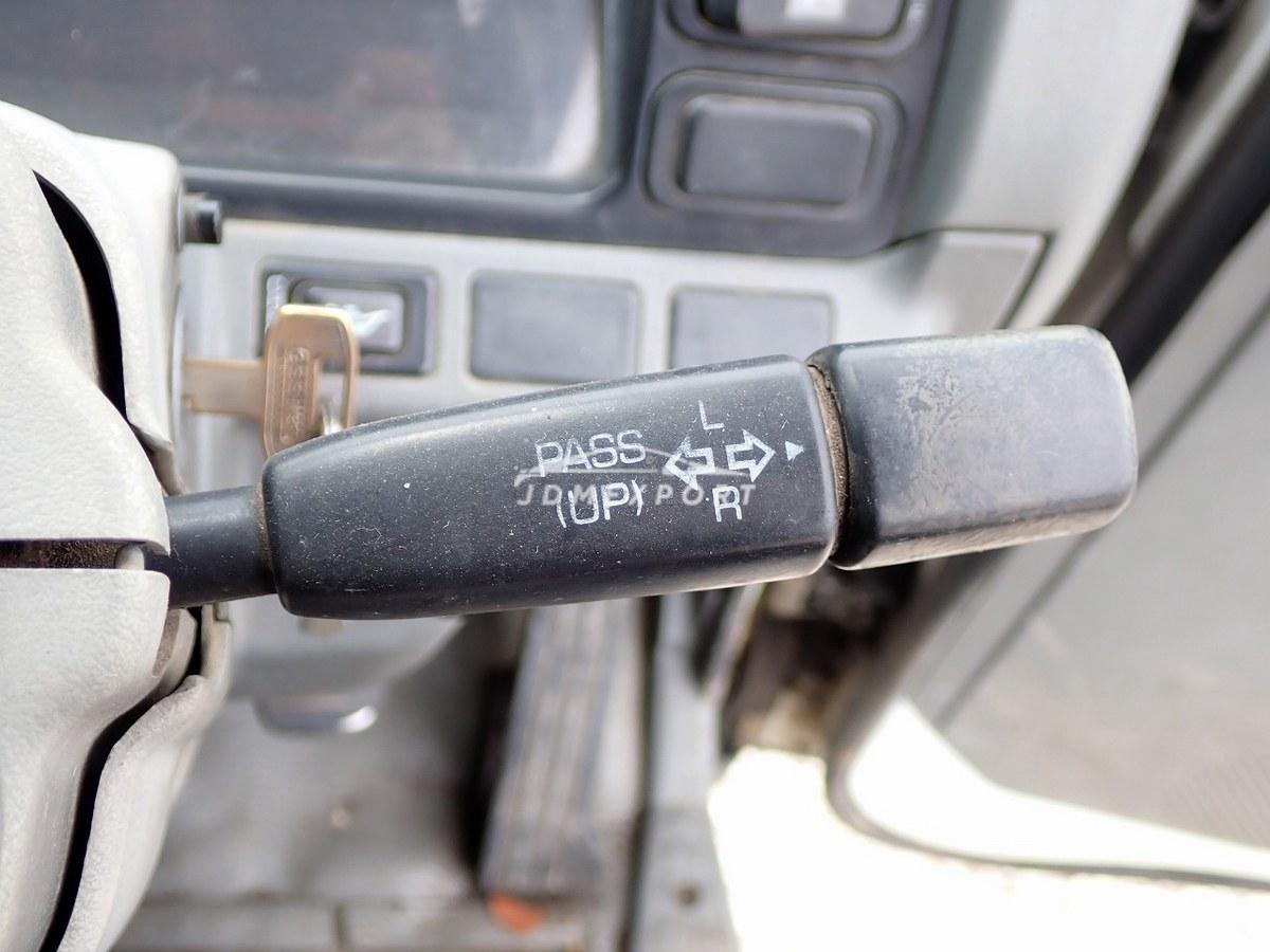 Mitsubishi Fuso Canter 1997 thumbnail 28
