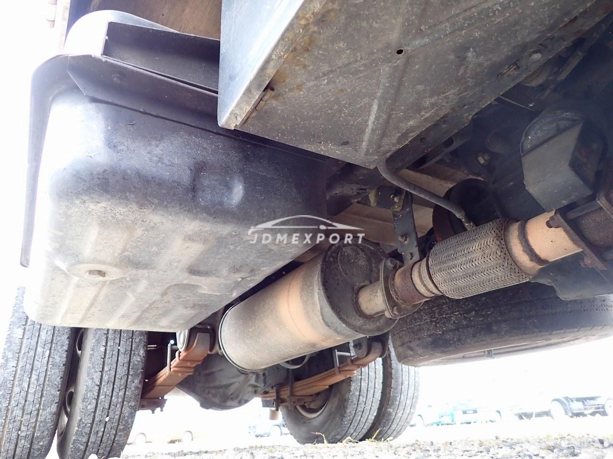Mitsubishi Fuso Canter 1997 thumbnail 17