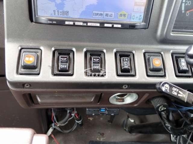 Toyota Coaster 1991 thumbnail 6