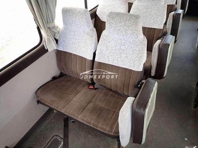 Toyota Coaster 1991 thumbnail 14
