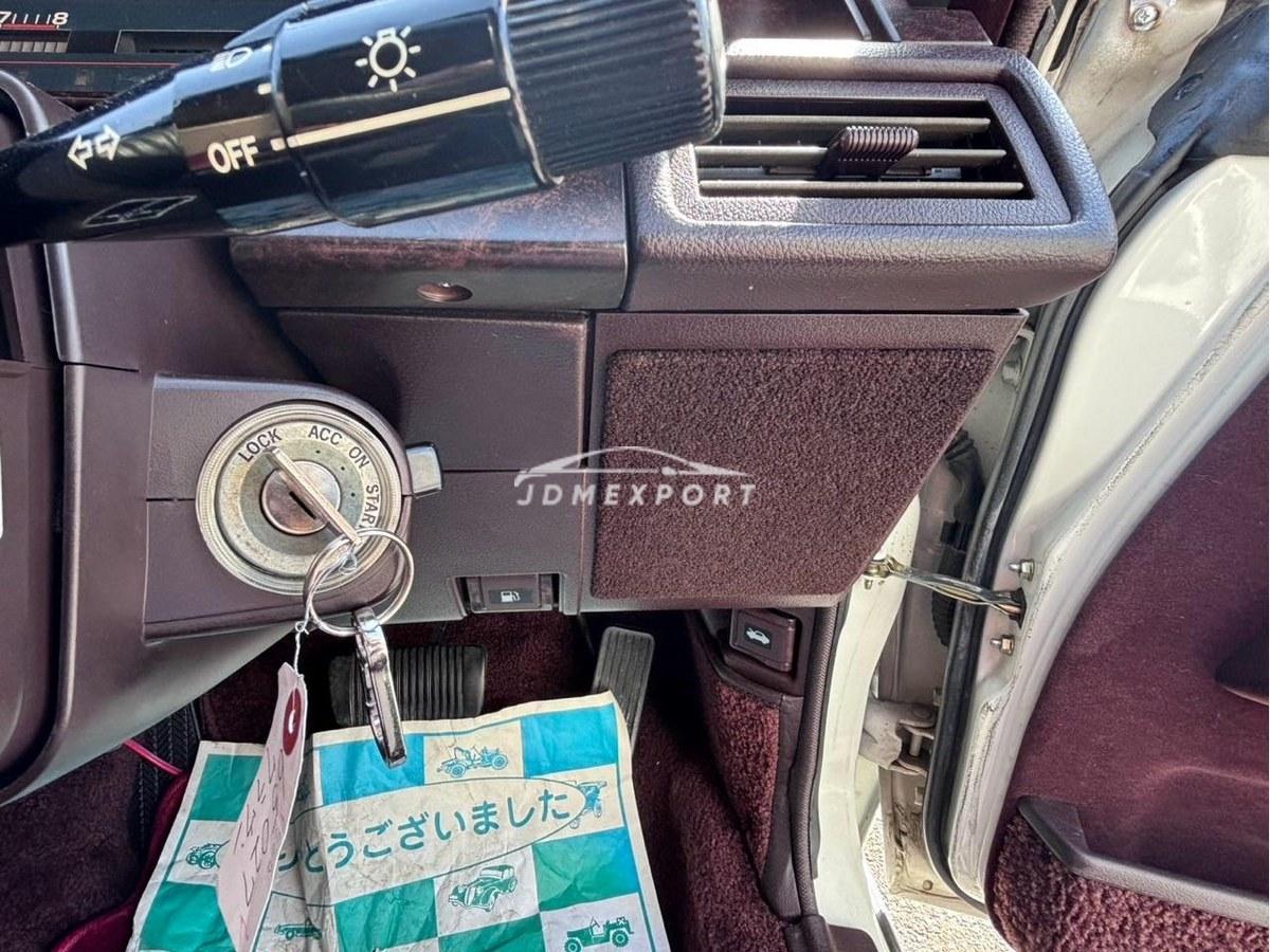 Toyota Crown 1984 thumbnail 16