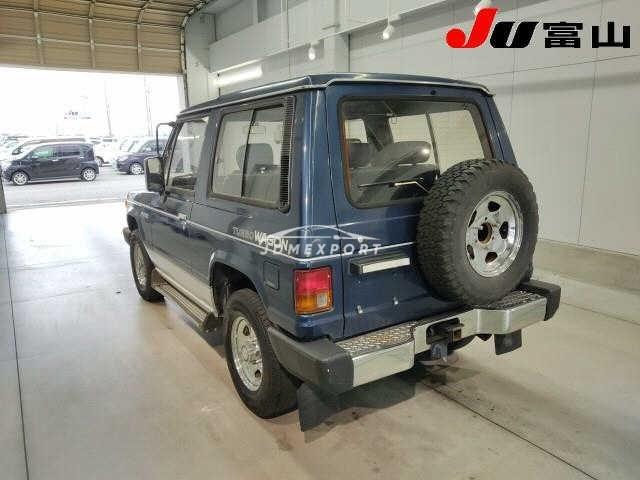 Mitsubishi Pajero 1988 thumbnail 2