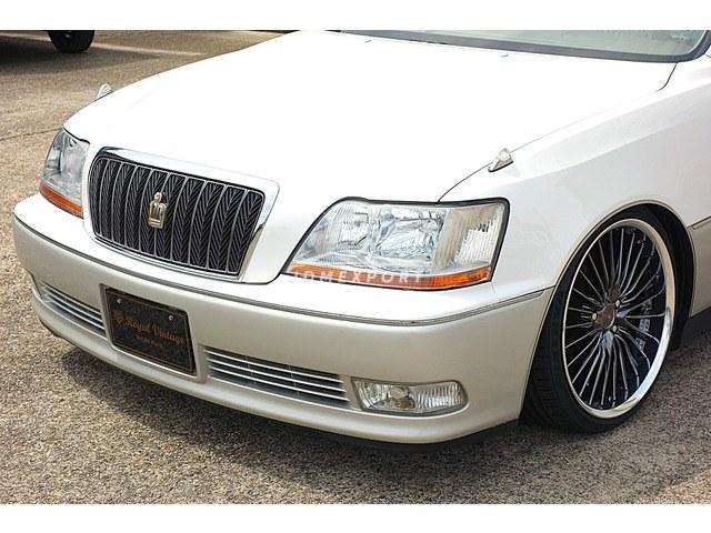 Toyota Crown Majesta 1999 thumbnail 9