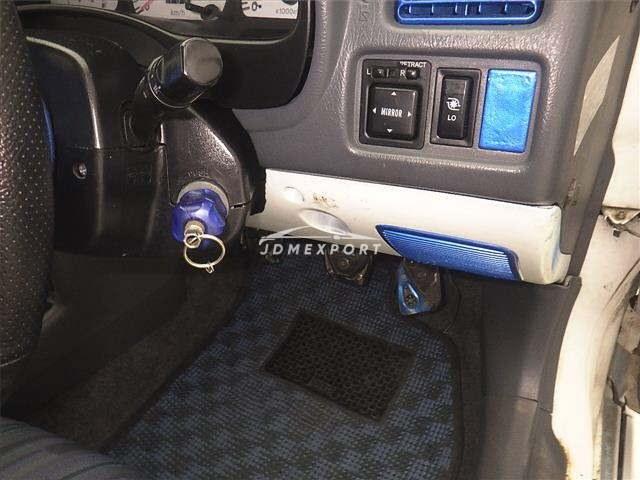 Toyota Starlet 1998 thumbnail 9