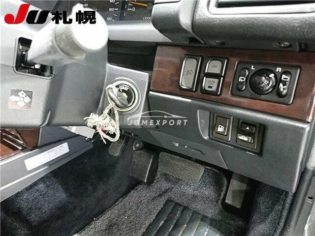 Nissan Cima 1988 thumbnail 5