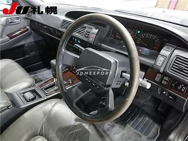 Nissan Cima 1988 thumbnail 4