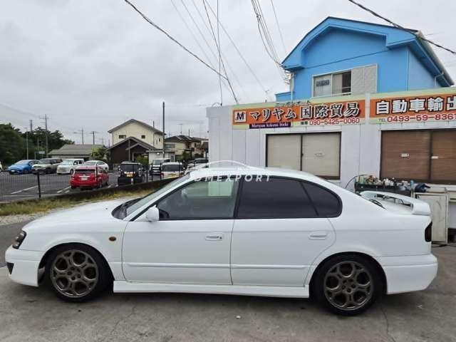 Subaru Legacy B4 2001 thumbnail 5