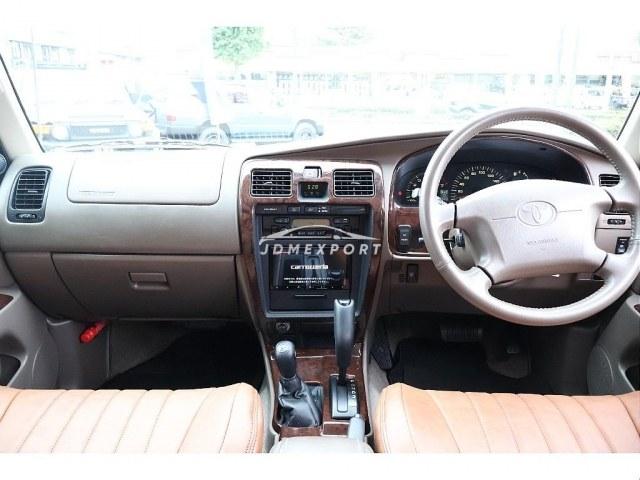 Toyota Hilux Surf 2002 thumbnail 3