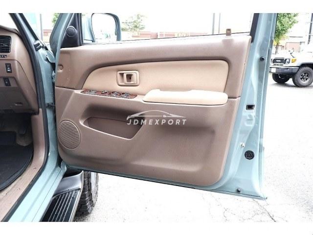 Toyota Hilux Surf 2002 thumbnail 14