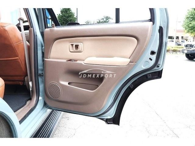 Toyota Hilux Surf 2002 thumbnail 15