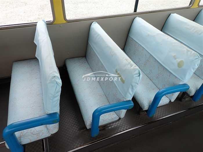 Mitsubishi Fuso Rosa Bus 2001 thumbnail 16