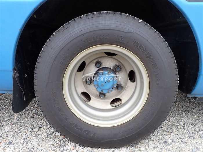 Mitsubishi Fuso Rosa Bus 2001 thumbnail 11