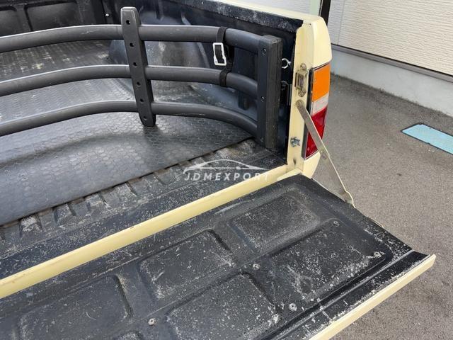 Toyota Hilux 1997 thumbnail 53