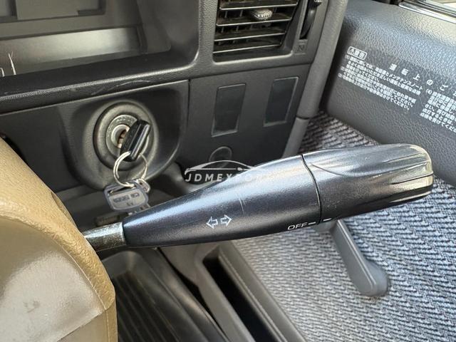 Toyota Hilux 1997 thumbnail 27