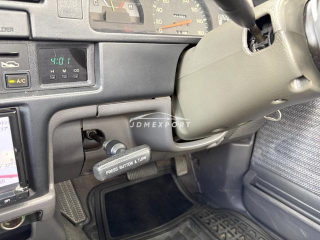 Toyota Hilux 1996 thumbnail 30