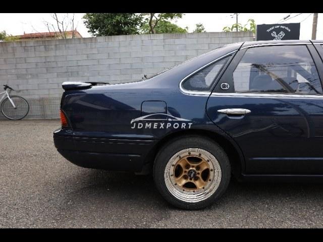 Nissan Cefiro 1989 thumbnail 17