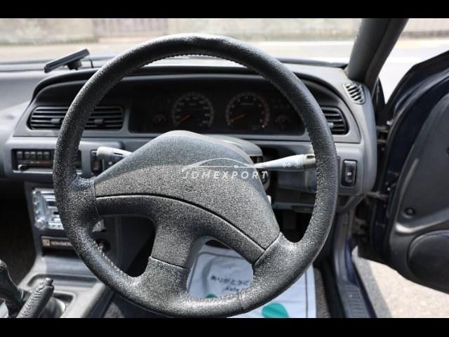 Nissan Cefiro 1989 thumbnail 23