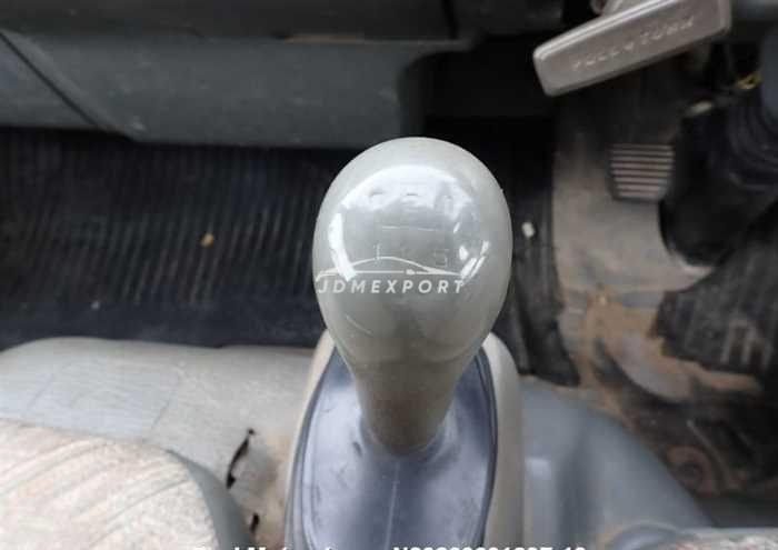 Mitsubishi Fuso Canter 1998 thumbnail 29
