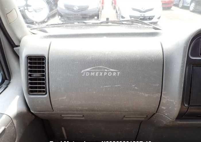 Mitsubishi Fuso Canter 1998 thumbnail 20