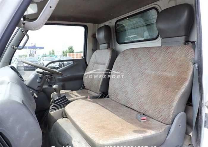Mitsubishi Fuso Canter 1998 thumbnail 19