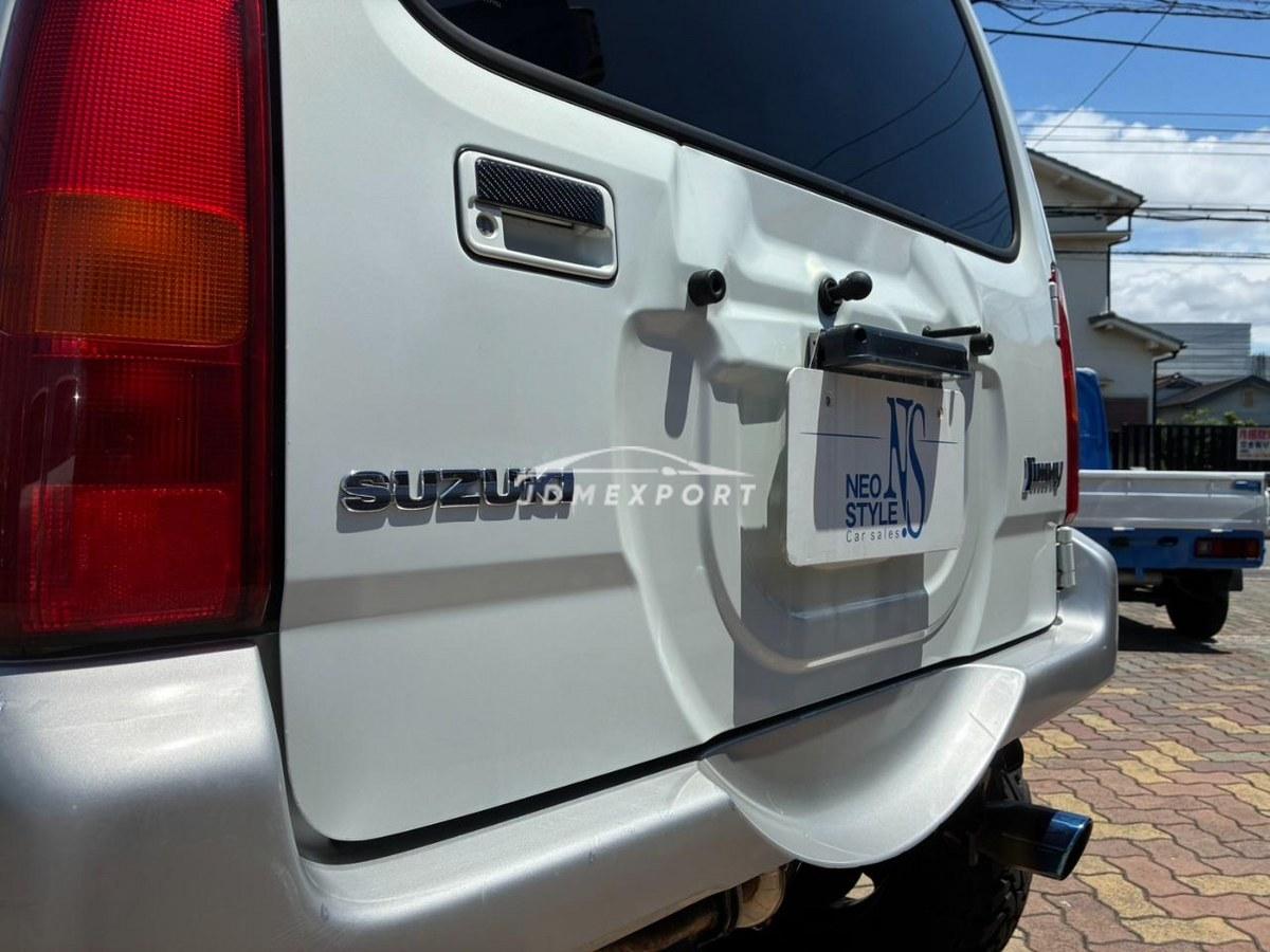 Suzuki Jimny 2000 thumbnail 64