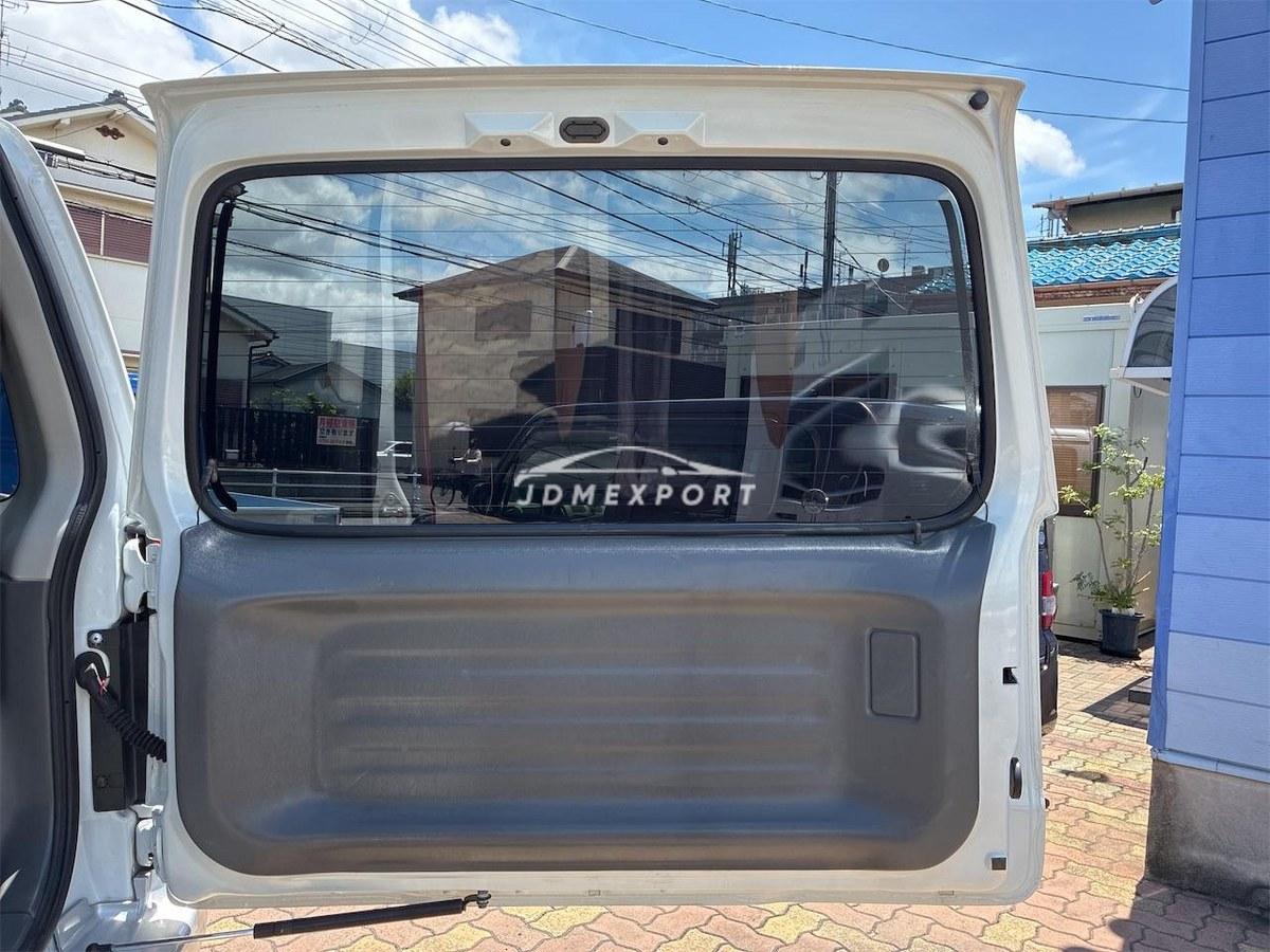 Suzuki Jimny 2000 thumbnail 36