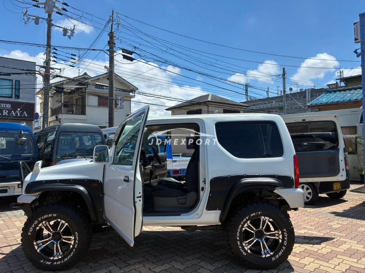 Suzuki Jimny 2000 thumbnail 79