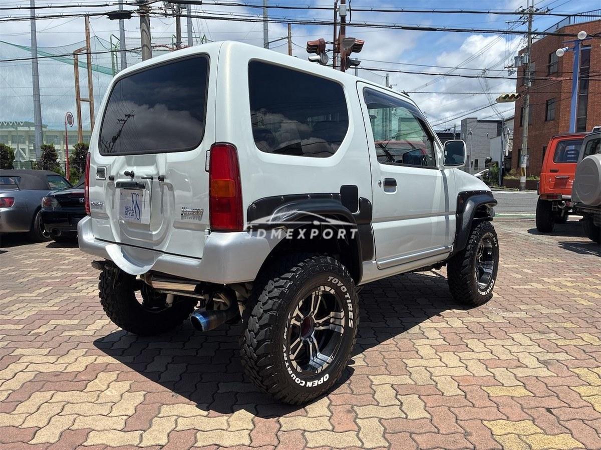 Suzuki Jimny 2000 thumbnail 5