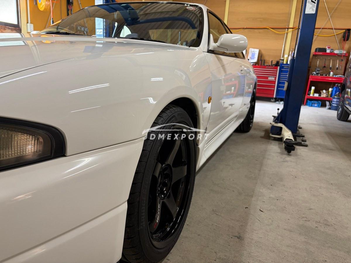 Nissan Skyline GT-R 1996 thumbnail 10
