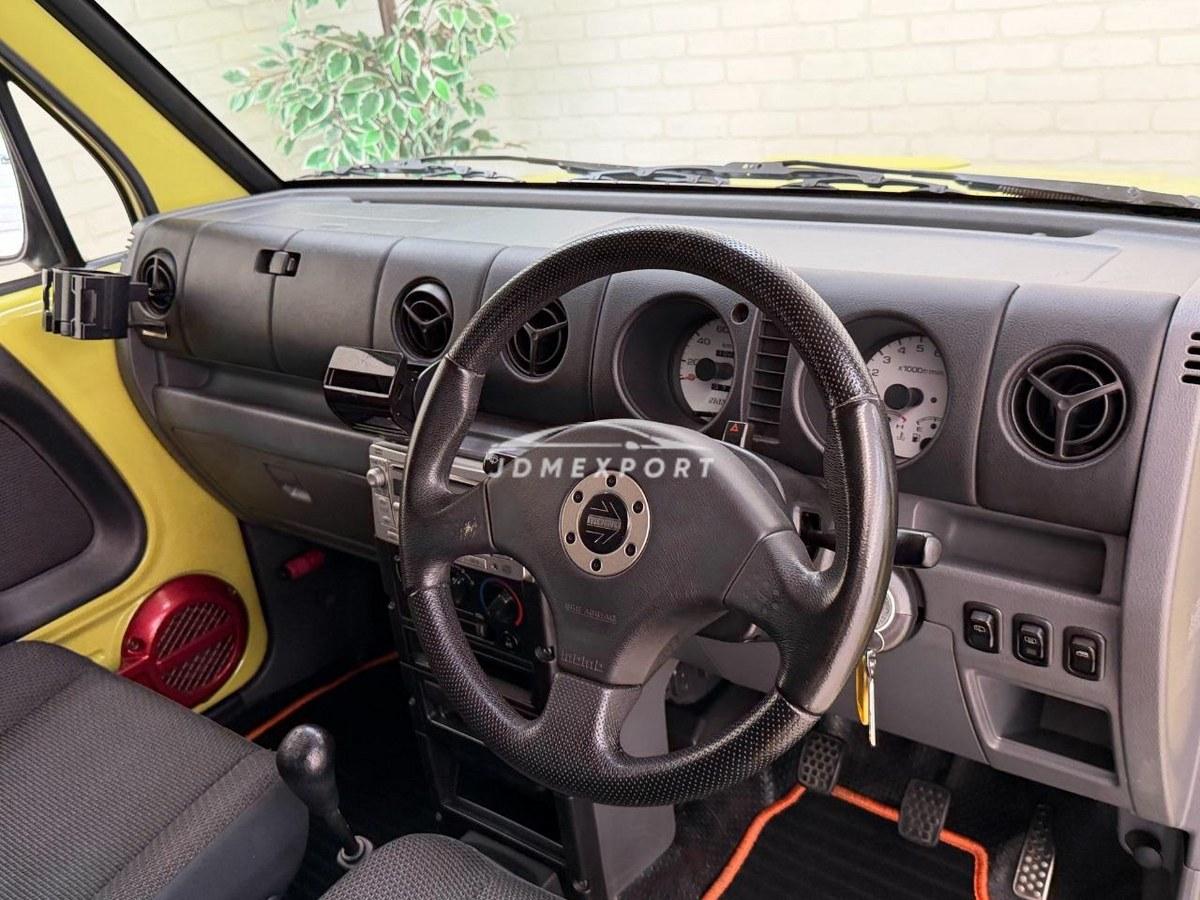 Daihatsu Naked 2000 thumbnail 6