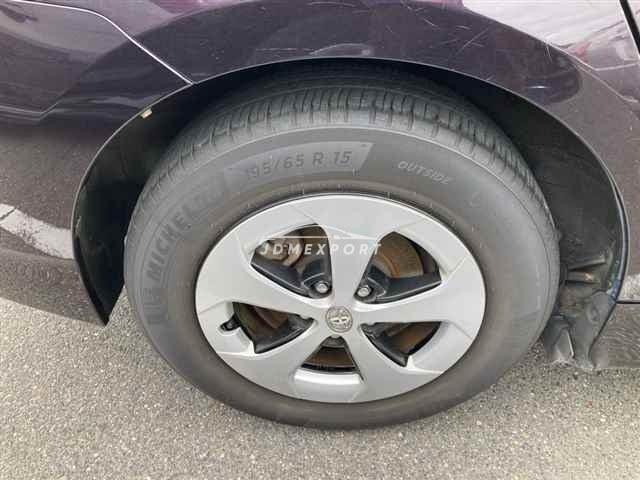 Toyota Prius thumbnail 10