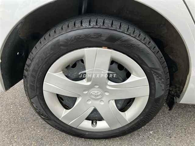 Toyota Ractis thumbnail 10