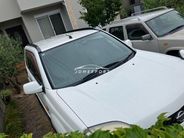 Nissan X-Trail 2000 thumbnail 2