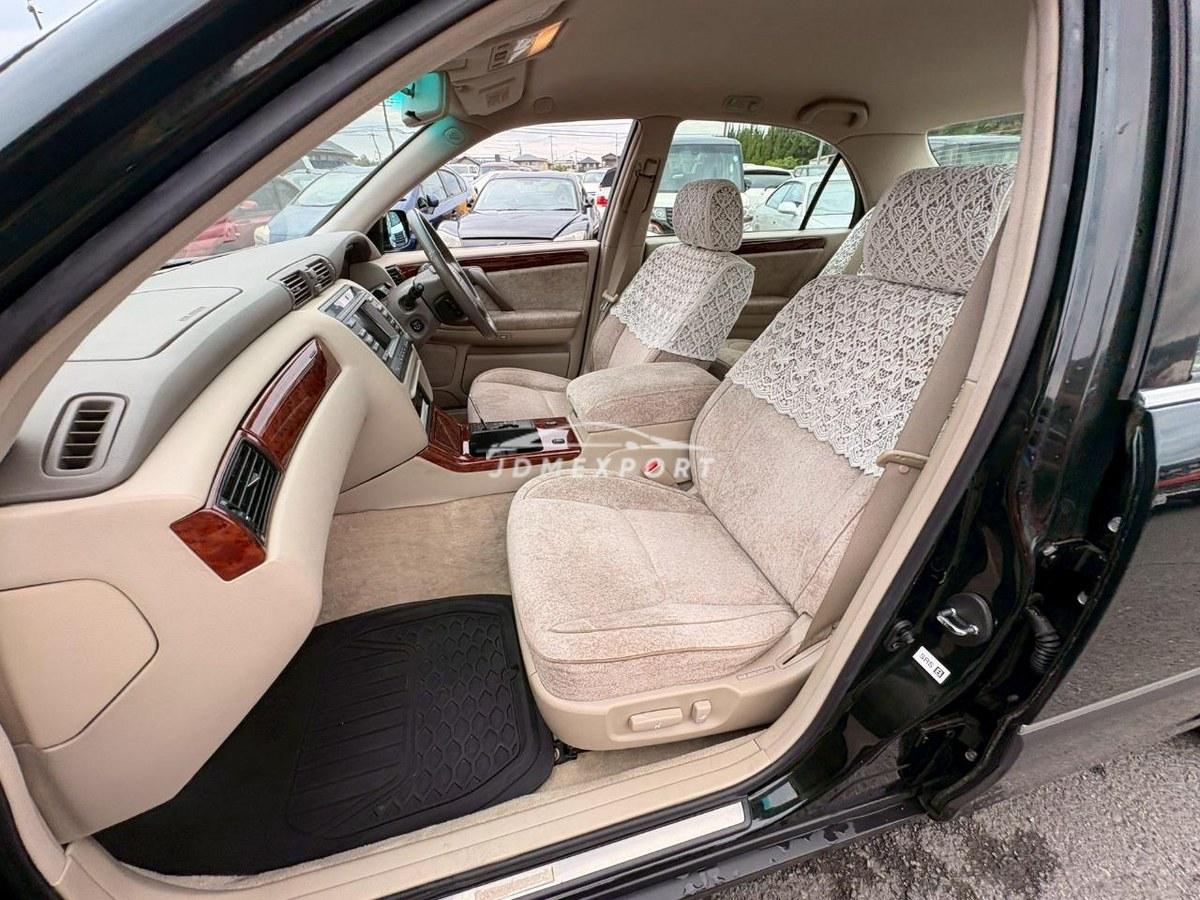 Toyota Crown Majesta 2001 thumbnail 27