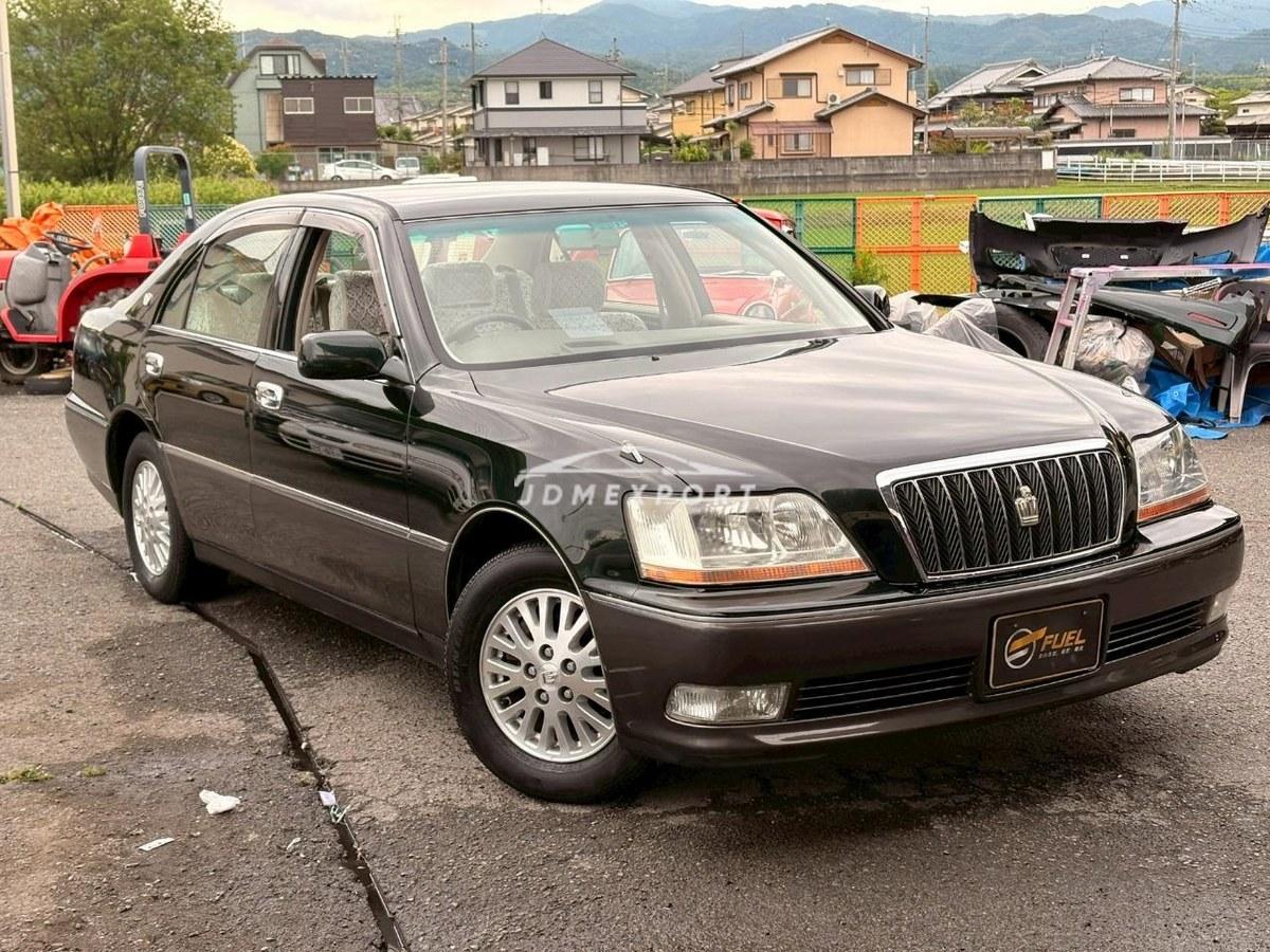 Toyota Crown Majesta 2001