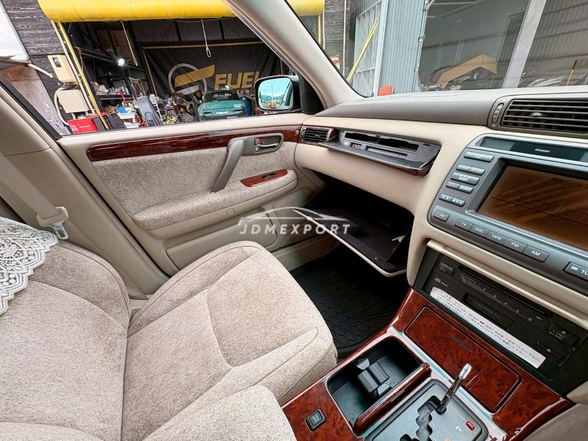 Toyota Crown Majesta 2001 thumbnail 41