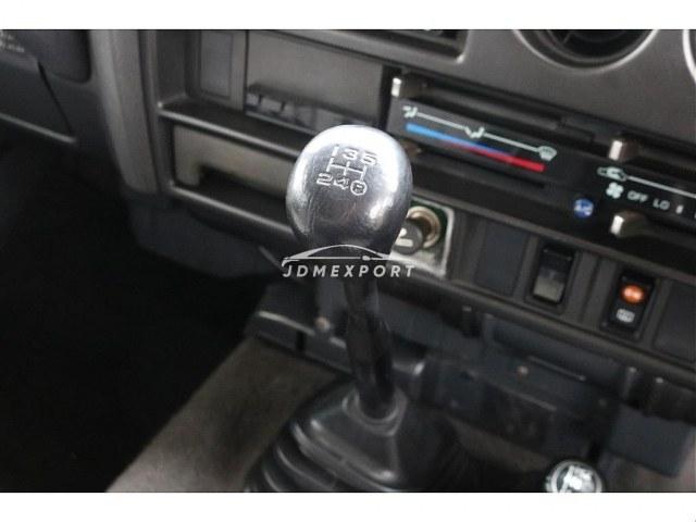 Toyota Land Cruiser 1989 thumbnail 11